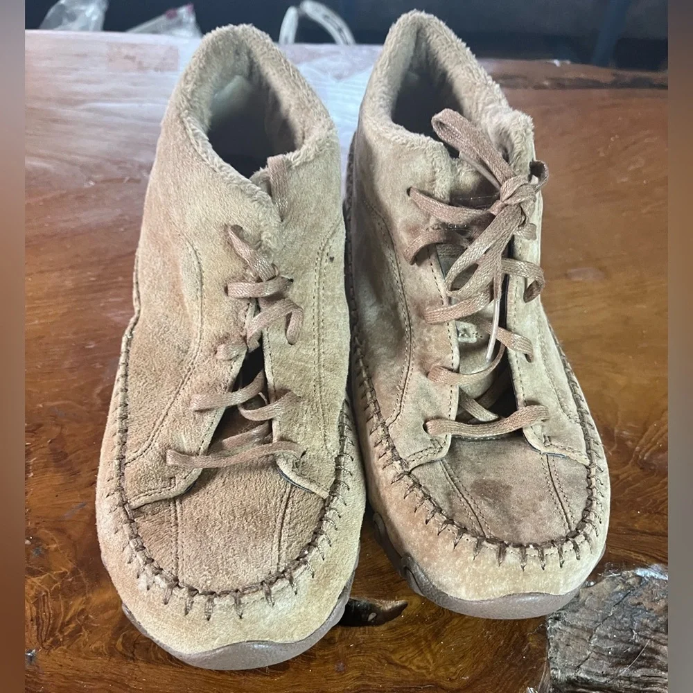 Skechers Relaxed Fit Bikers Totem Pole Boots Size 8 Suede Memory Foam Comfort